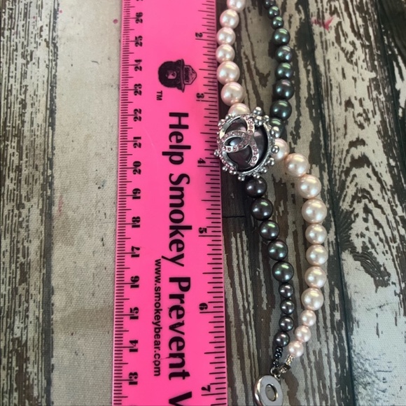 *AUTHENTIC* RARE Chanel Cruise 2002 Pink Crystal Double Pearl Strand Bracelet - Picture 14 of 15